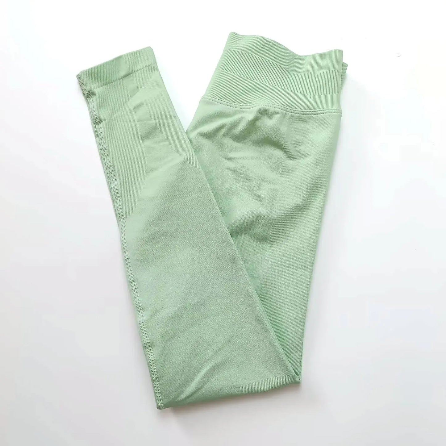 High-Impact Seamless Leggings - Scrunch Butt Design