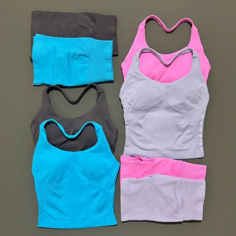 Women's Halter Top & Shorts Set - Seamless Yoga Workout Suit