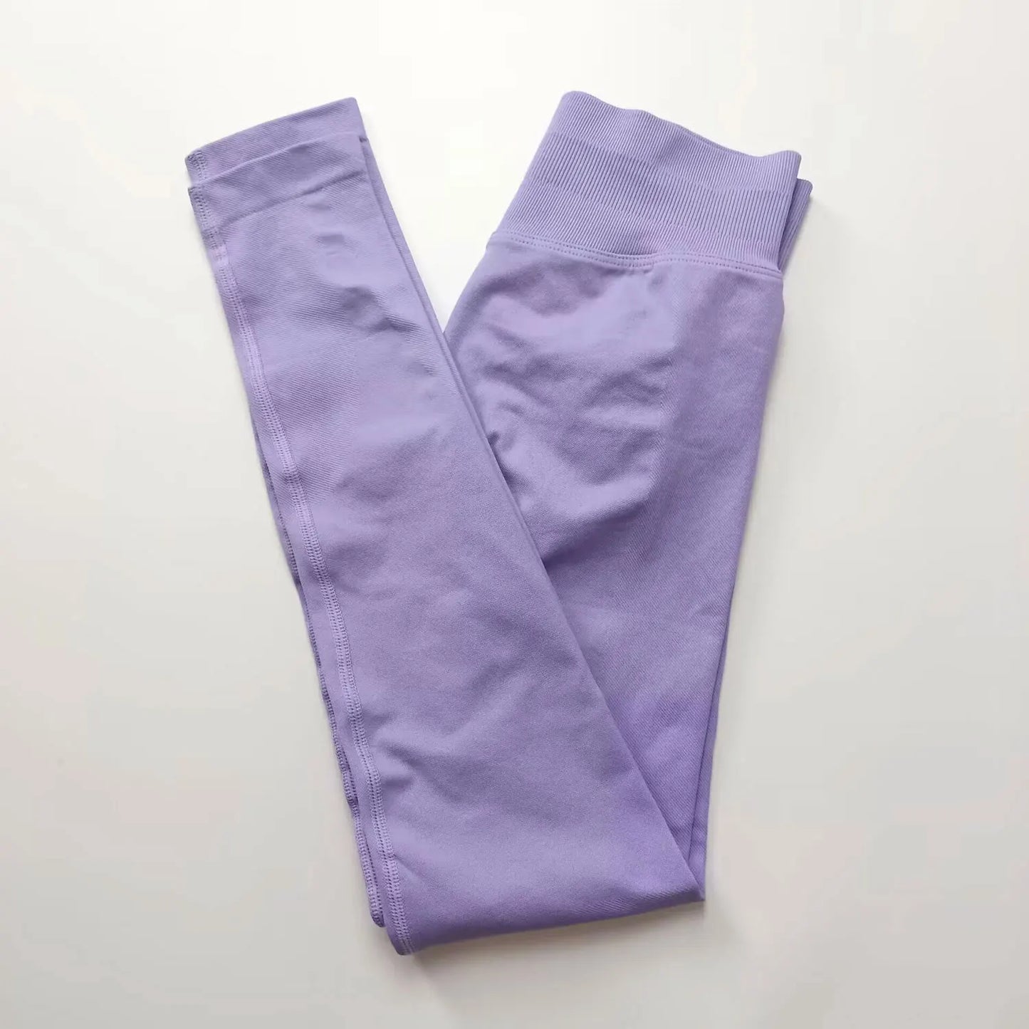 High-Impact Seamless Leggings - Scrunch Butt Design