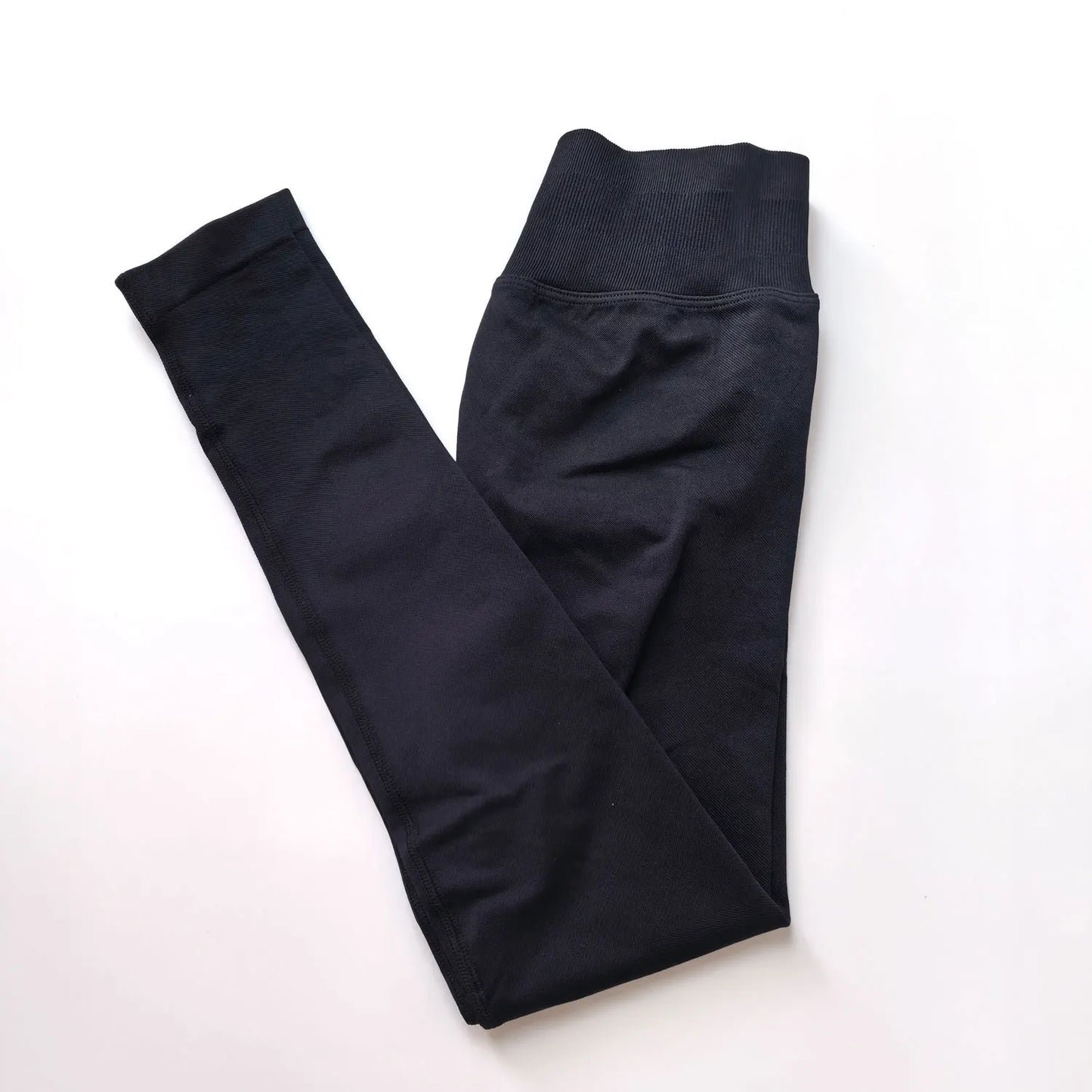 High-Impact Seamless Leggings - Scrunch Butt Design
