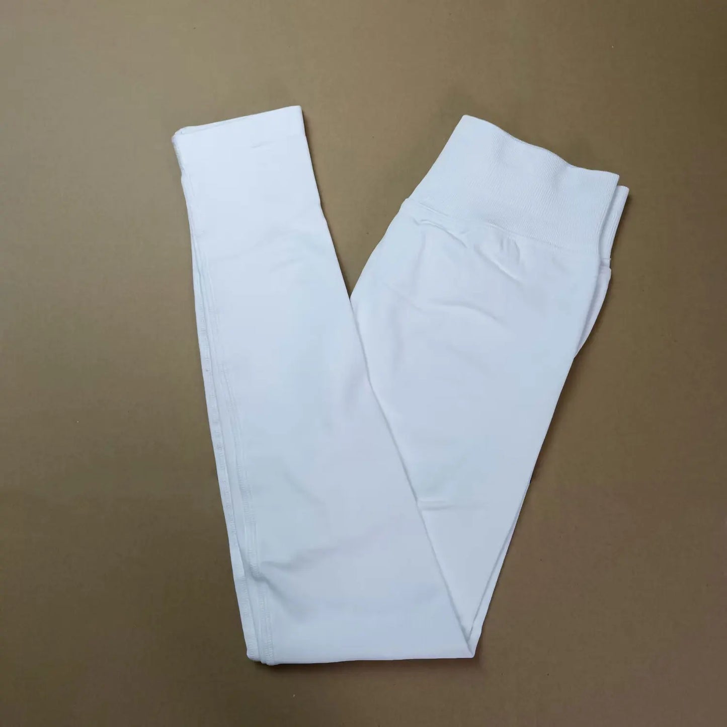 High-Impact Seamless Leggings - Scrunch Butt Design