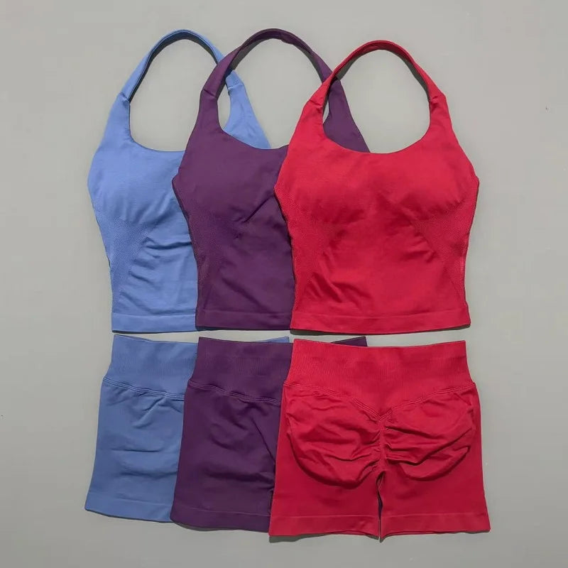 Women's Halter Top & Shorts Set - Seamless Yoga Workout Suit